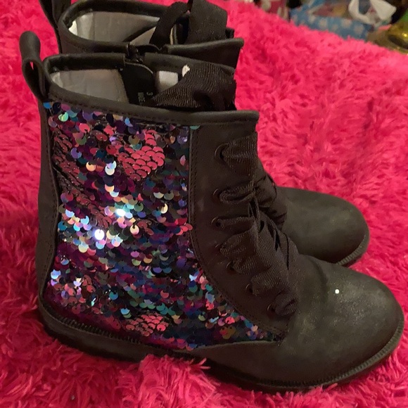 BUNDLE of Cute Glitter Sequin Zipper Boots and Glitter Shoes Size 3 Girls! π - Picture 8 of 16